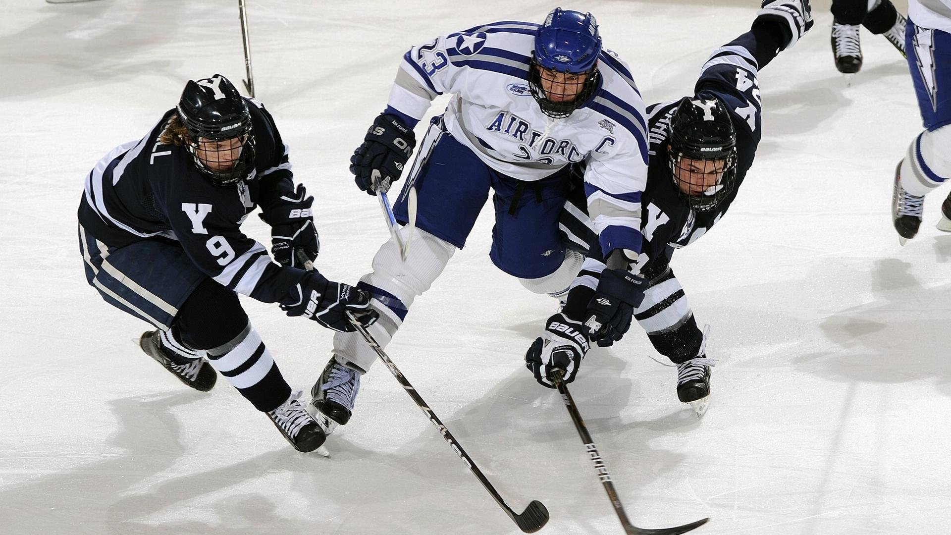 开云体育视频直播-赛后新闻：车手对比赛的真实感受，赛车手的好处与坏处